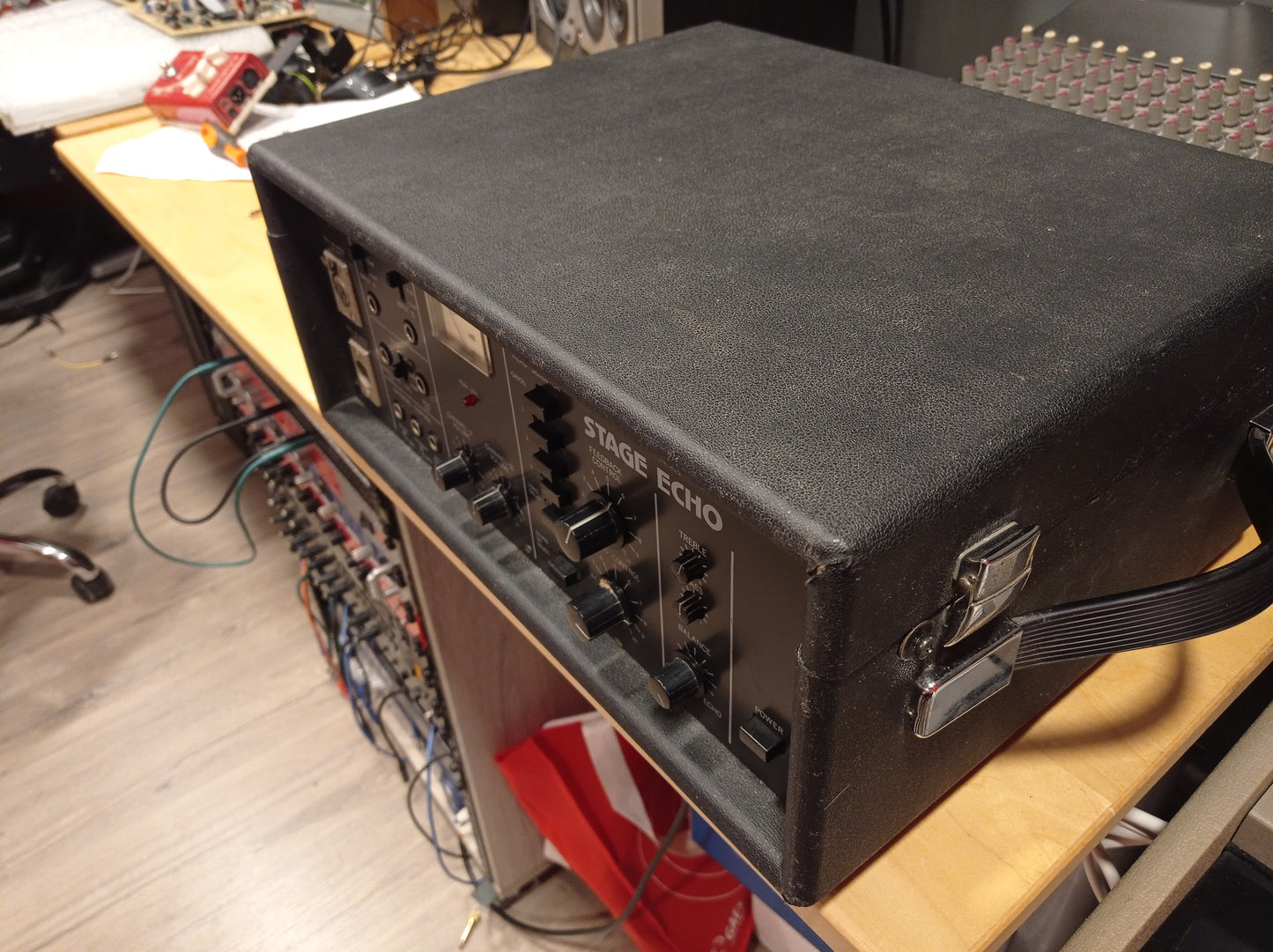 Korg Stage Echo SE-500