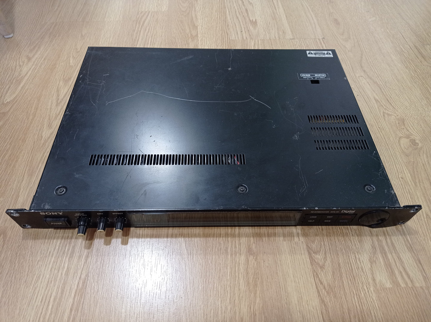 Reverb Sony DPS-R7