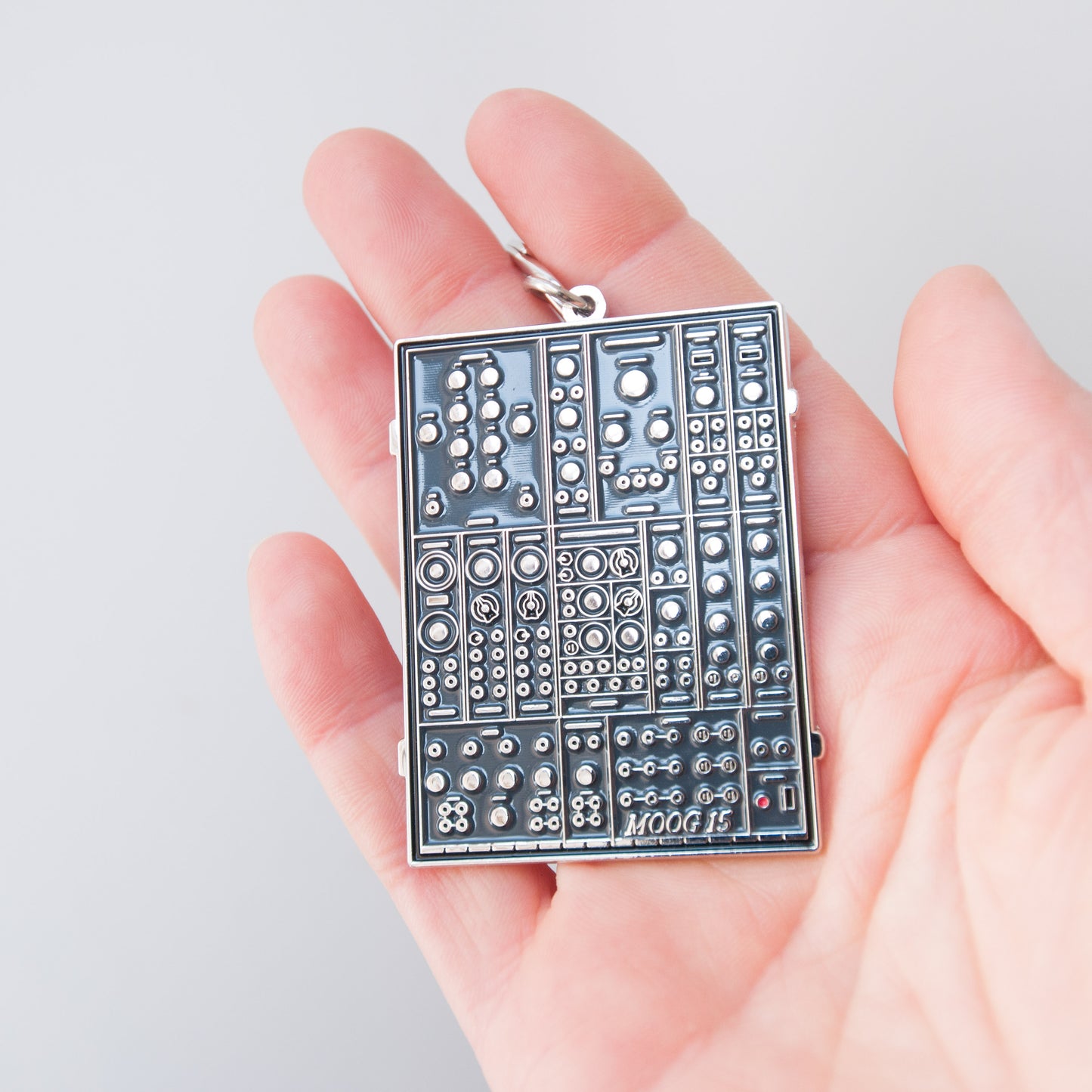 Moog Model 15 Enamel Keyring